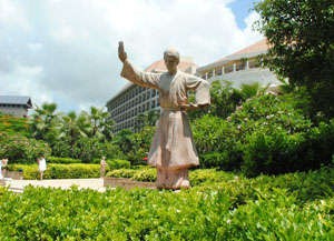 黎族神像雕刻
