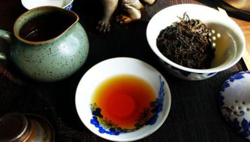 金鼎紅茶茶湯